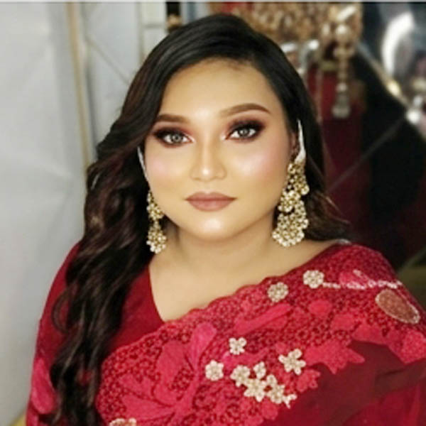 গ্ল্যাম পার্টি লুক